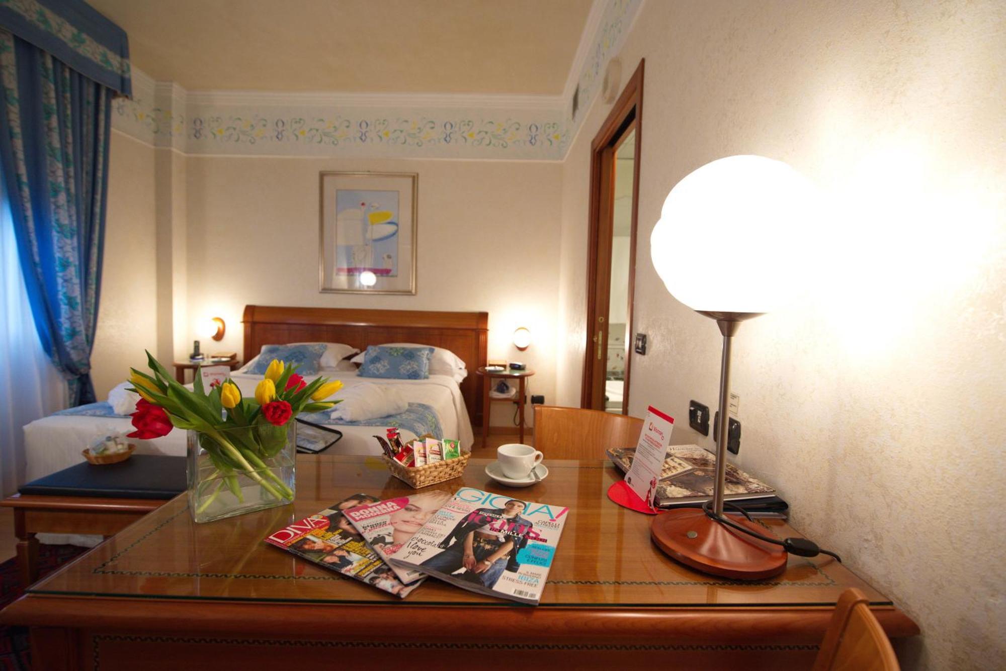 Double Room,326693158:JPEG